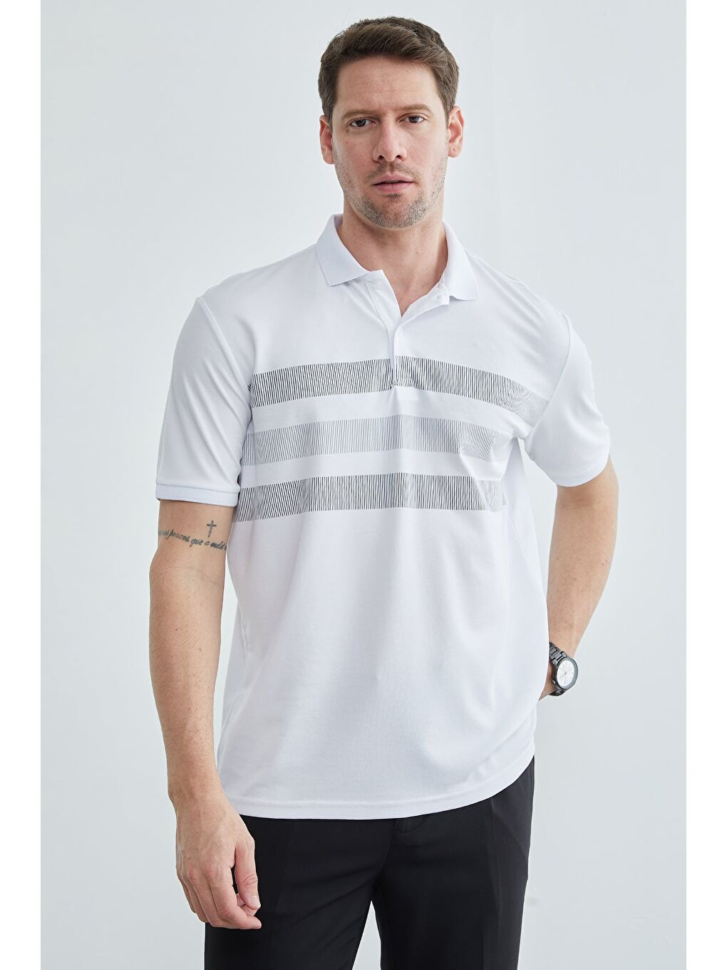 Beyaz Şeritli Düğmeli Polo Yaka Tişört-2