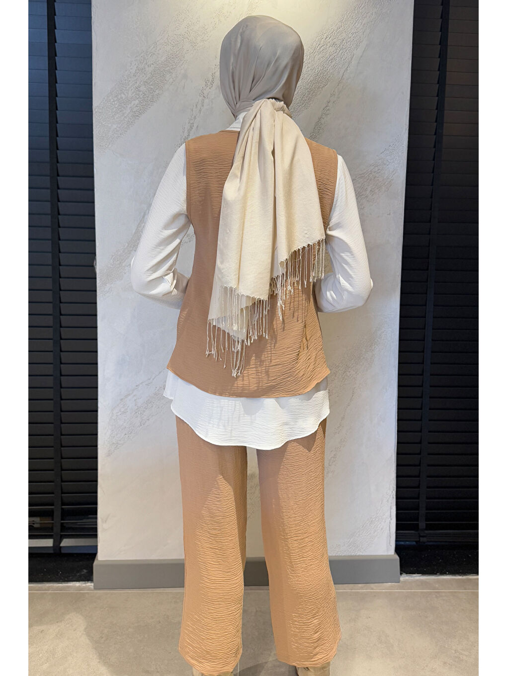 Bej İncili Gömlek Süveter Pantolon Tesettür Üçlü Takım-6