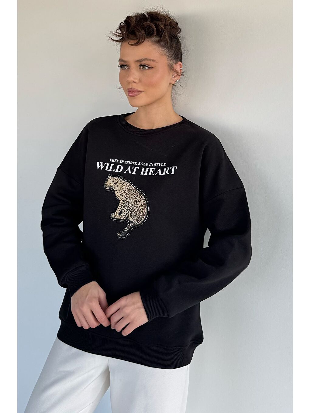 Siyah Kadın Bisiklet Yaka Baskılı Şardonlu Sweatshirt-1