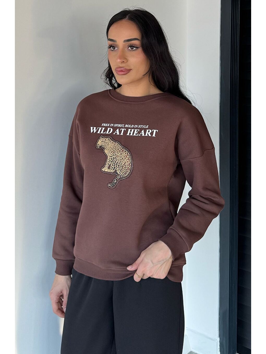 Kahverengi Kadın Bisiklet Yaka Baskılı Şardonlu Sweatshirt-1