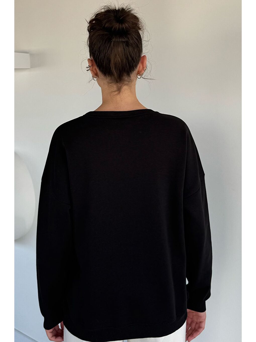 Siyah Kadın Bisiklet Yaka Baskılı Şardonlu Sweatshirt-3