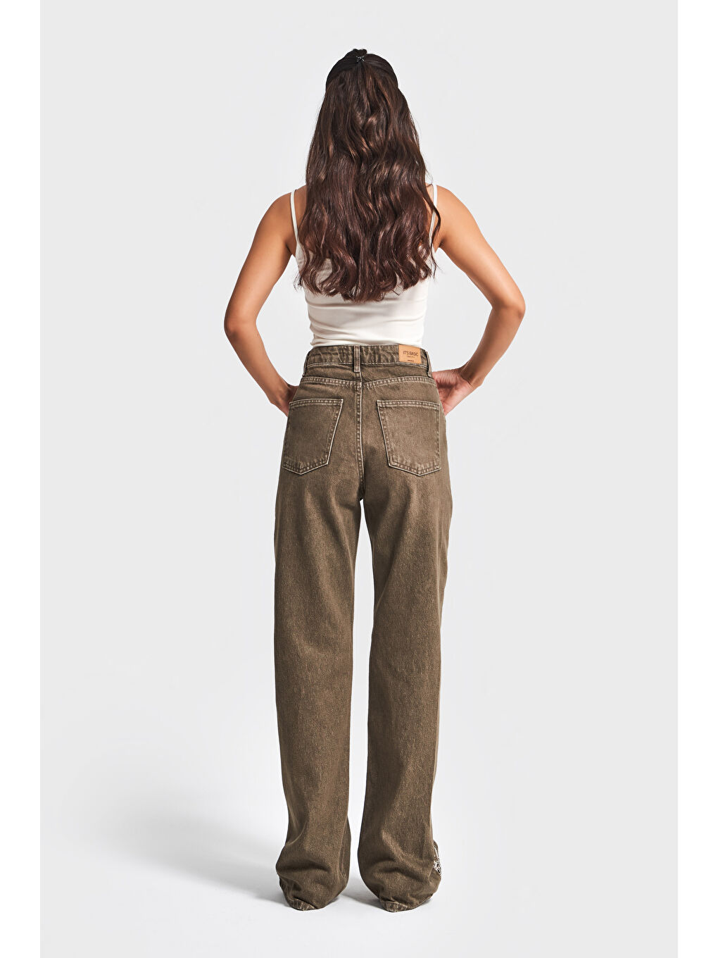 Kadın Taşlanmış Haki Renk 2w5-15 Straight Fit Nakış Detaylı Özel Tasarım Denim Jean-3