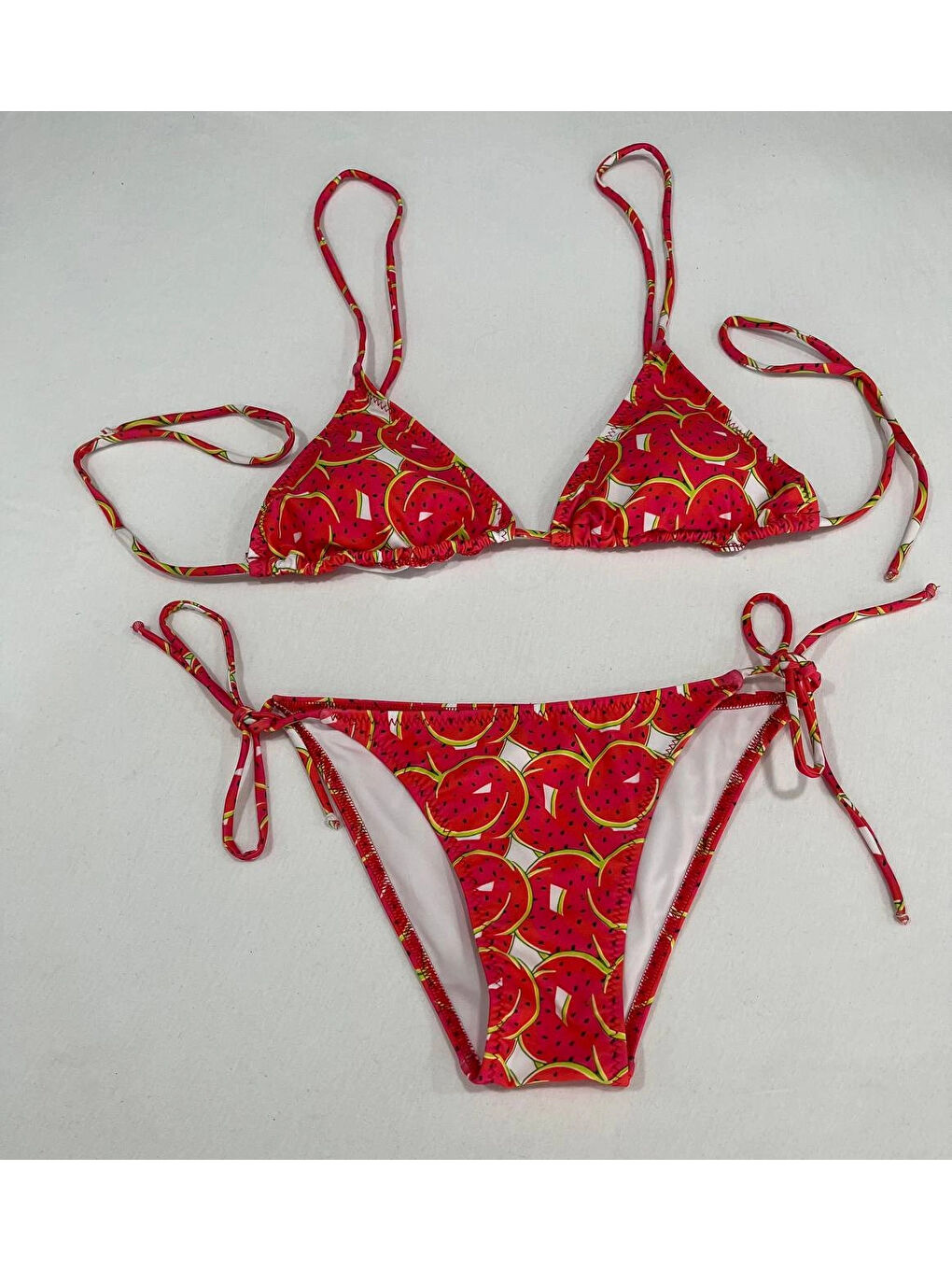 Kadın Kırmızı Karpuz Desen Boyundan İp Bağlamalı Üçgen Bikini Takımı HZL25S-LC5005-2