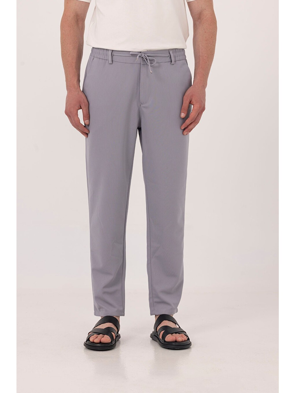 Gri Dokulu Arka Lastikli Köprü Kemerli Bağcıklı Slim Fit Jogger Pantolon