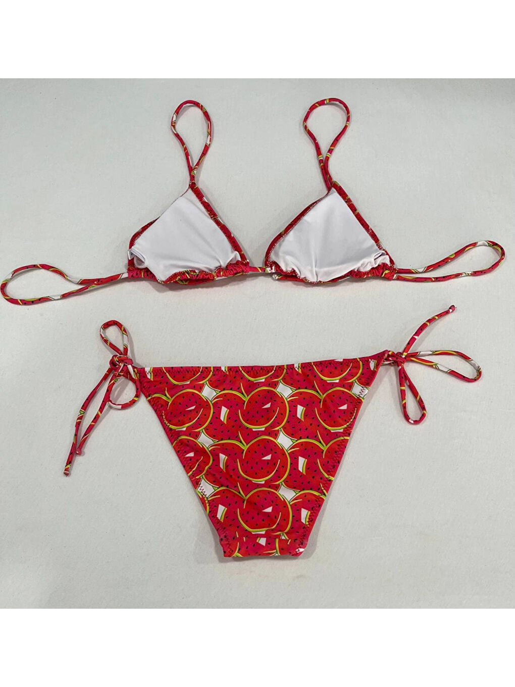 Kadın Kırmızı Karpuz Desen Boyundan İp Bağlamalı Üçgen Bikini Takımı HZL25S-LC5005-3