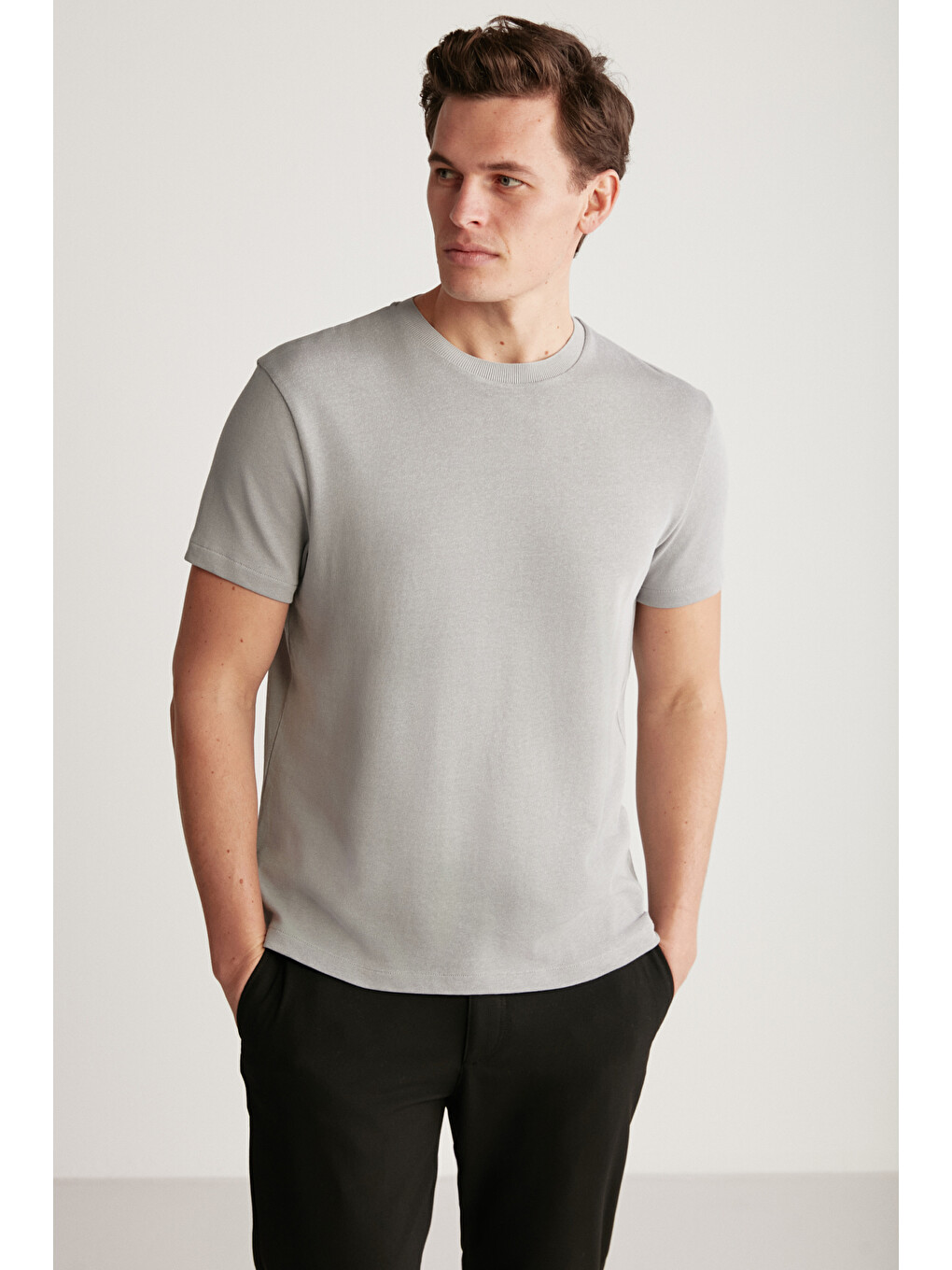 Erkek Slim Fit Triko Görünümlü Kumaşlı Triko Yakalı Kalın Dokulu Gri Tişört-2