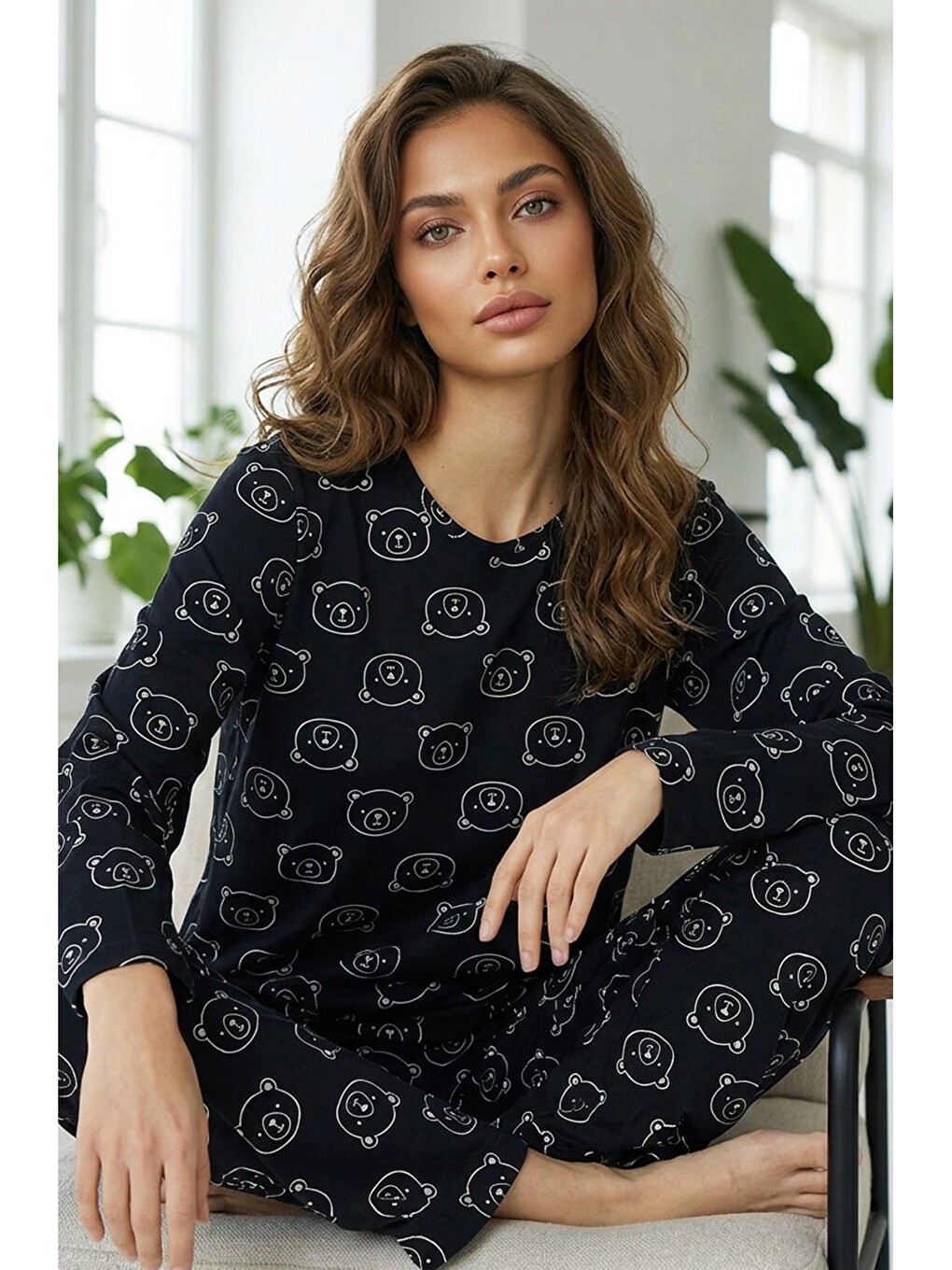 Siyah Ayıcık Desenli Pamuklu Pijama Takımı