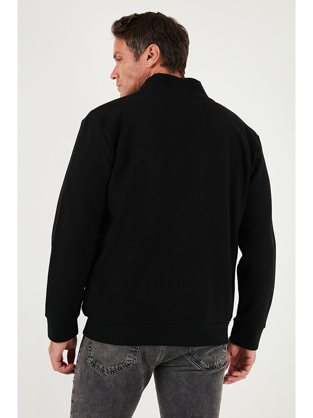 Siyah Pamuklu Regular Fit Dik Yaka Fermuarlı Sweatshirt Hırka 5901077-6