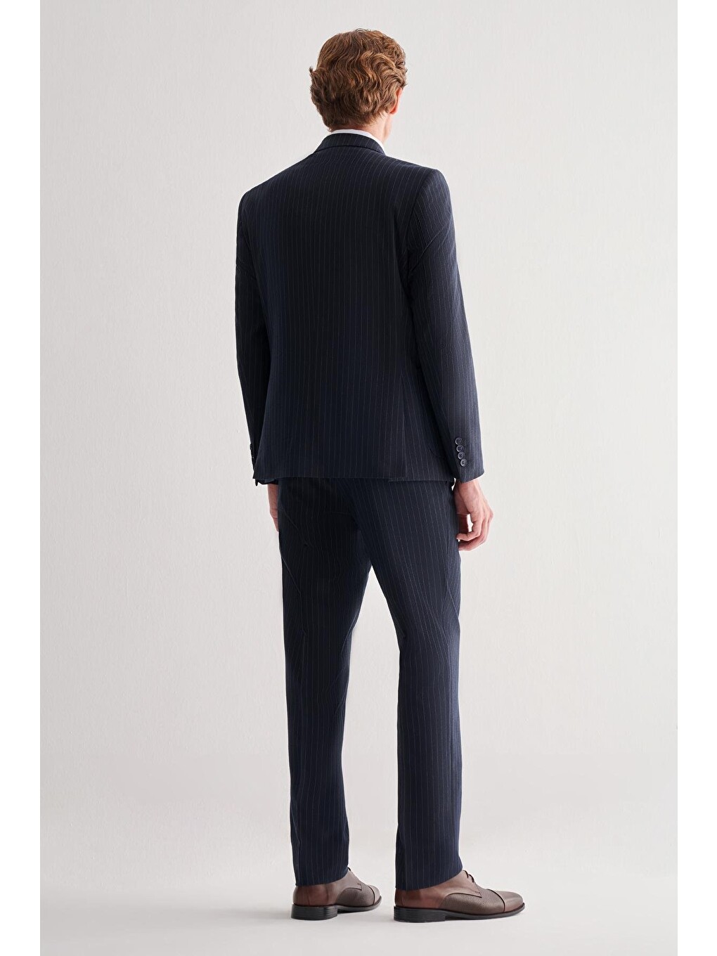 Koyu Lacivert Kılıç Yaka Tam Astar 6 Drop Slim Fit Esnek Kruvaze  Takım Elbise 1001255154-4