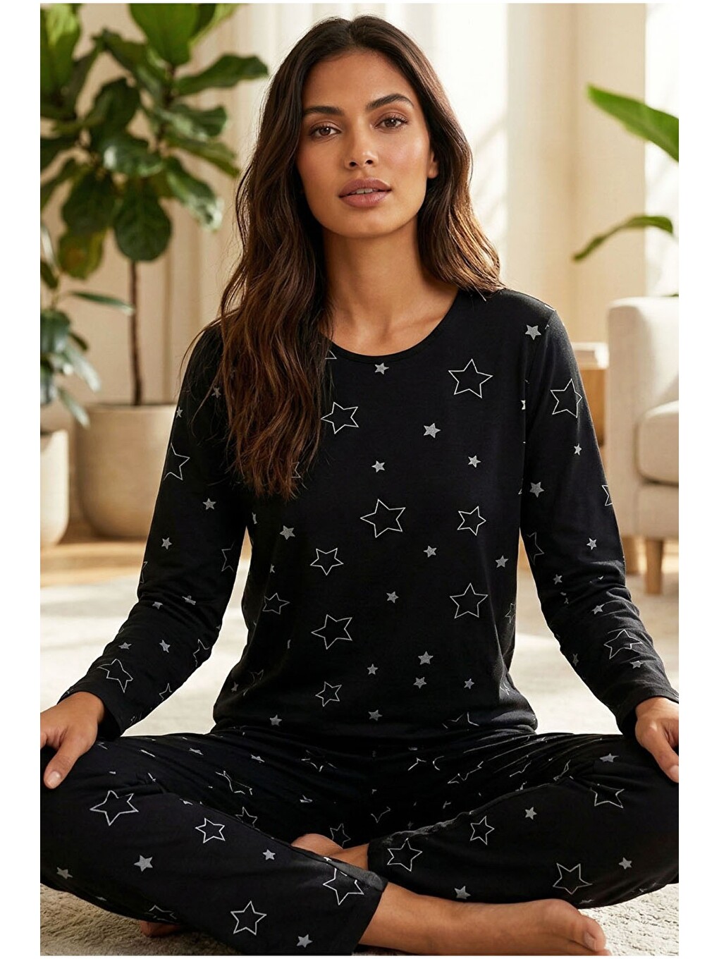Karışık Siyah Yıldız Desenli Pamuklu Pijama Takımı