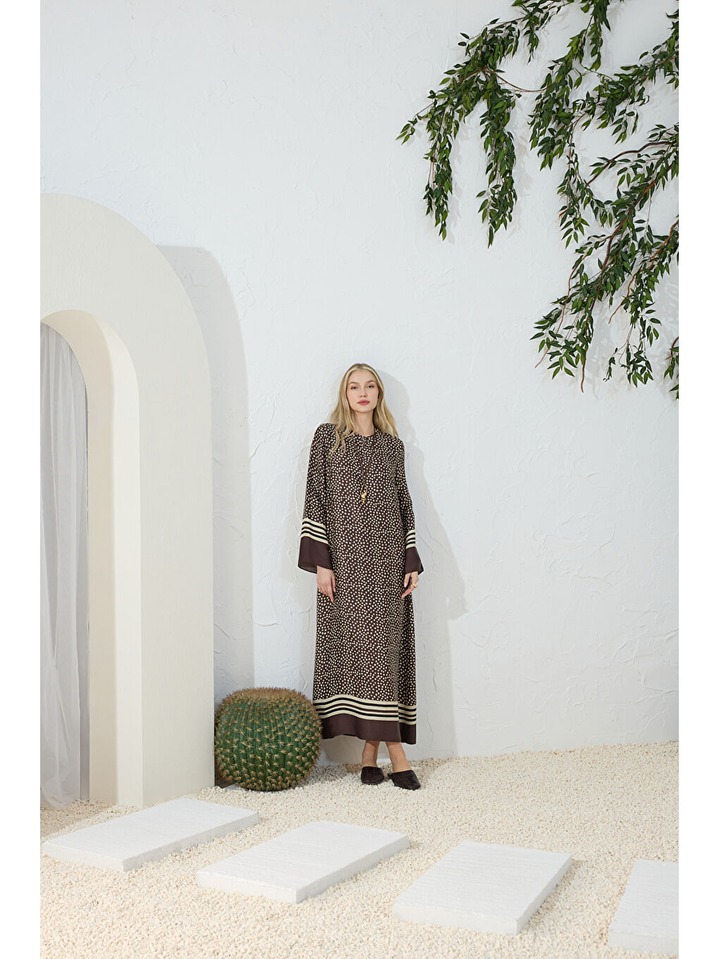 Kahverengi Desenli Bisiklet Yaka Elbise