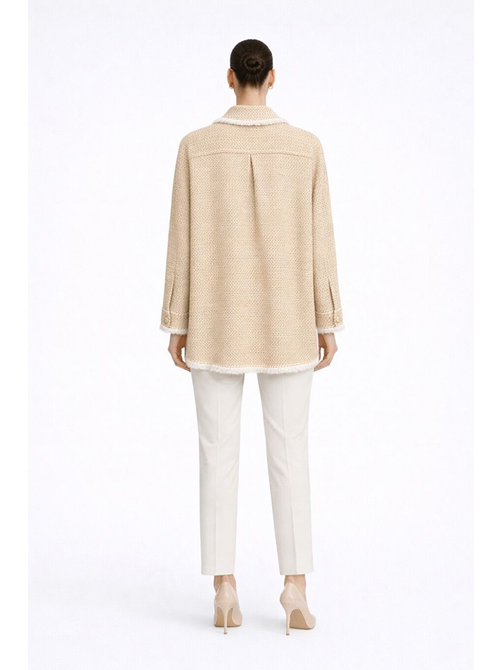 Püsküllü Bej Beyaz Tüvit Dokuma Tunik-4