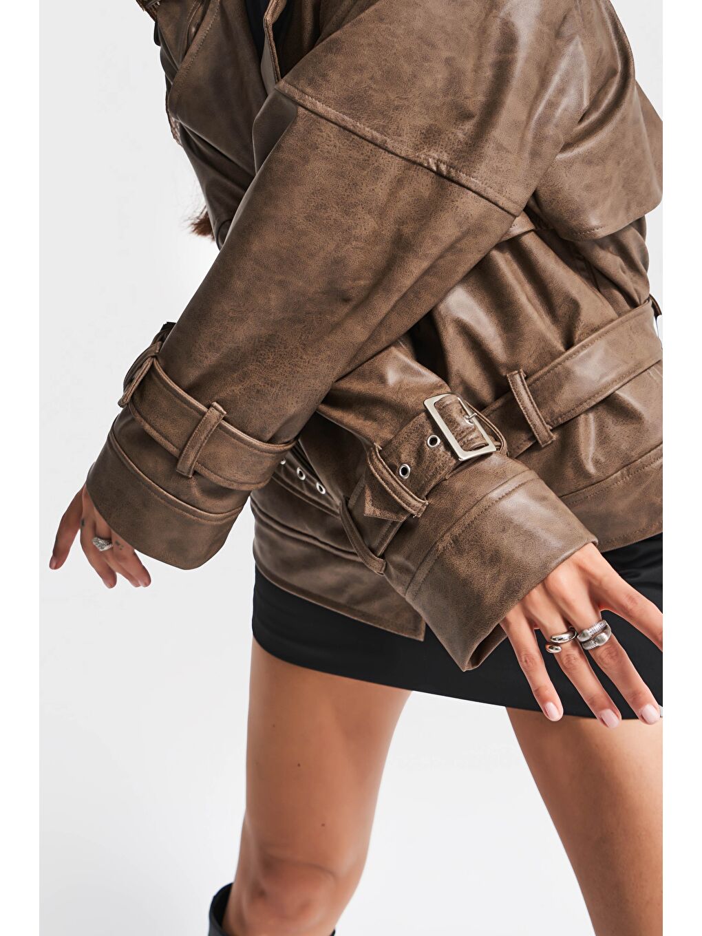 Kadın Kahverengi w5-16 Özel Yıkama Bol Kesim Deri Kumaş Tasarım Ceket-4