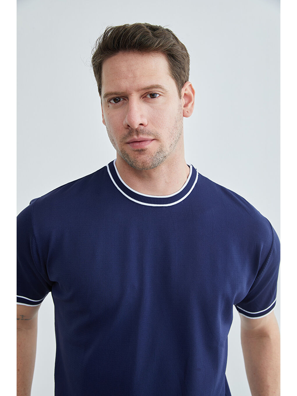 Lacivert Biyeli Bisiklet Yaka Triko Tişört-3