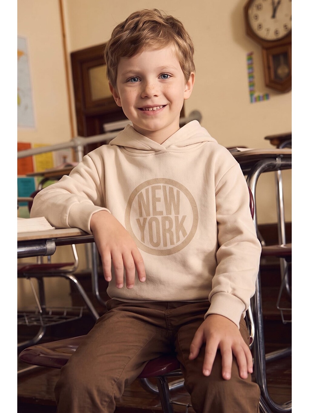 Bej 3 İplik New York Baskılı Kapüşonlu Unisex Çocuk Sweatshirt
