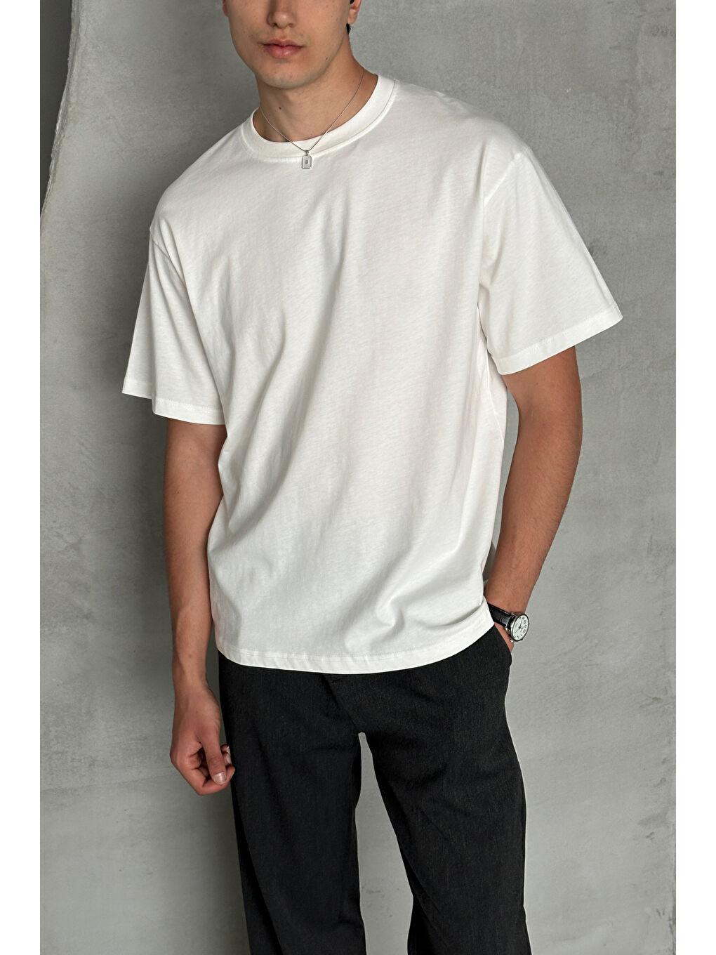Beyaz Erkek %100 Pamuk Oversize Basic T-shirt