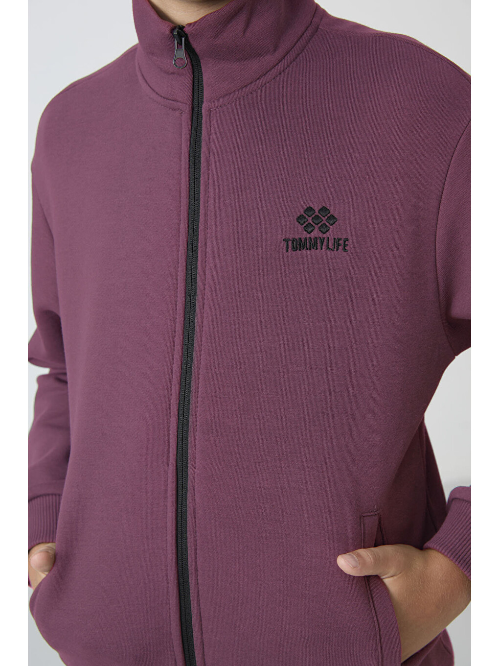 Soft Vişne-siyah Pamuklu Kalın İçi Tüylü Standart Fit Nakışlı Erkek Çocuk Eşofman Takım - 11256-4
