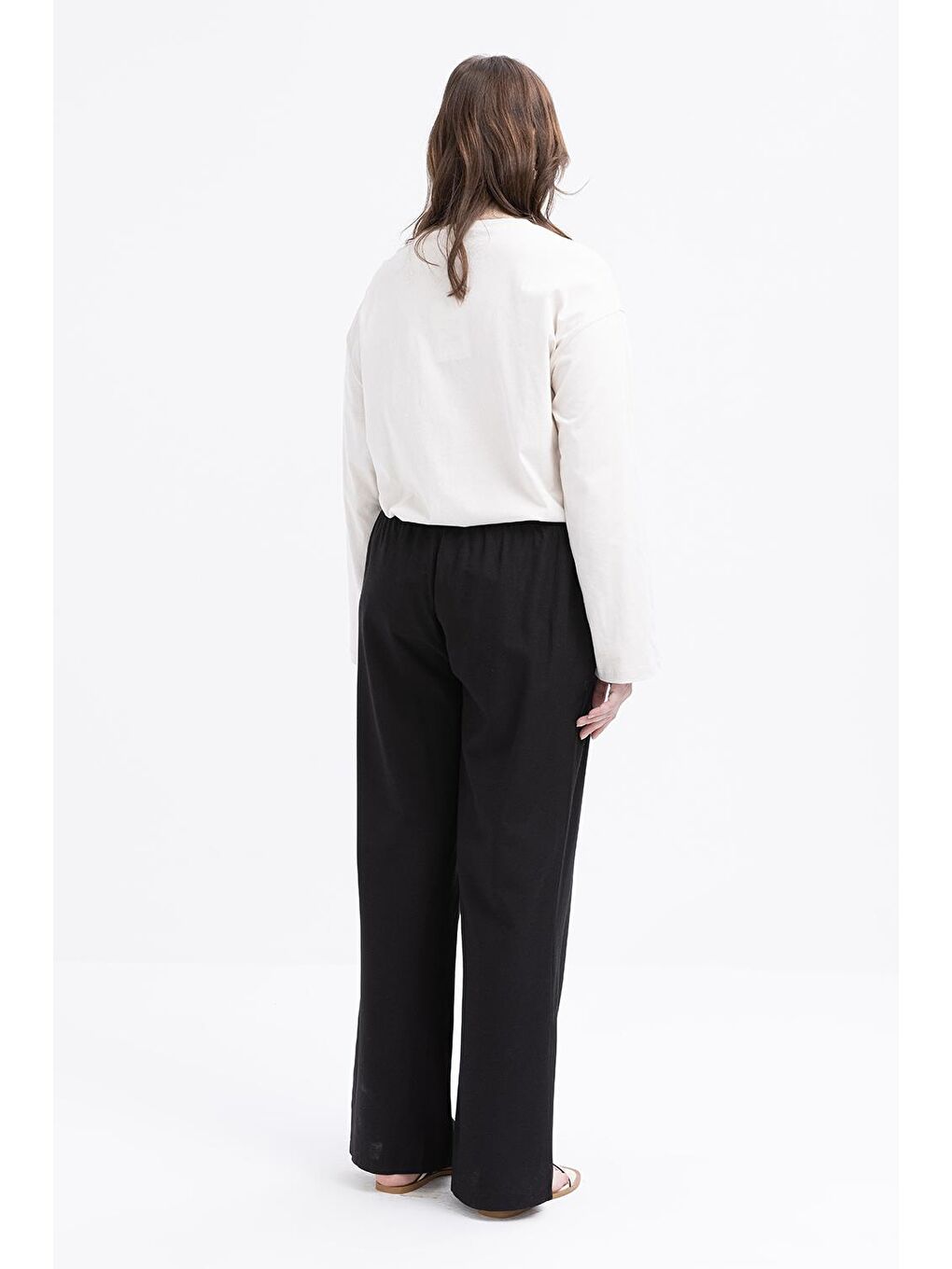 Siyah-Büyük Beden Beli Lastikli Geniş Paça Keten Pantolon-2