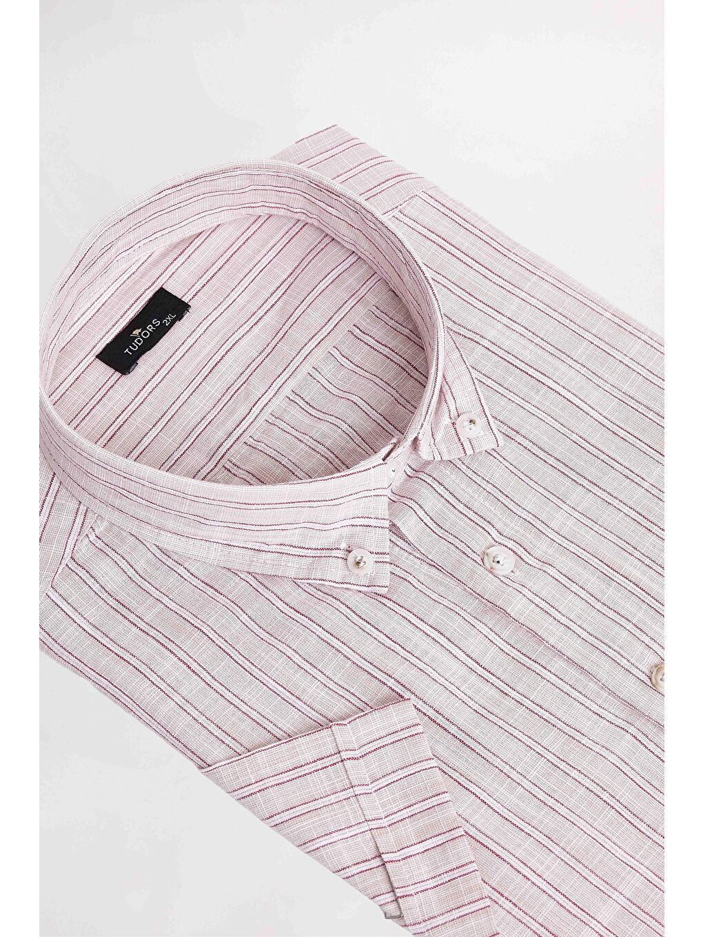 Erkek Big Size Büyük Beden %100 Pamuk Düğmeli Yaka Keten Doku Cepli Çizgili Kısa Kollu Bordo Gömlek-1