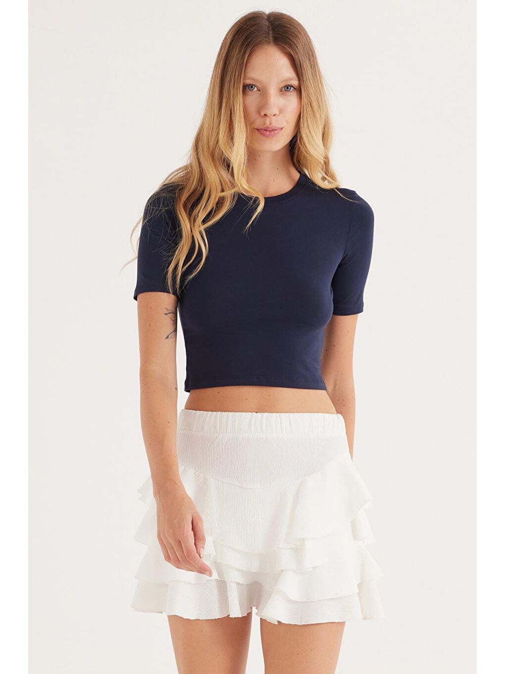 Kadın Slim Fit Dar Kesim Pamuklu Bisiklet Yaka Lacivert Bluz-1