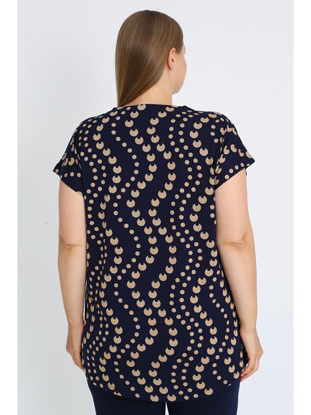 Lacivert Kısa Kollu Desenli Kısa Kollu V Yaka Pamuklu Büyük Beden Bluz-3