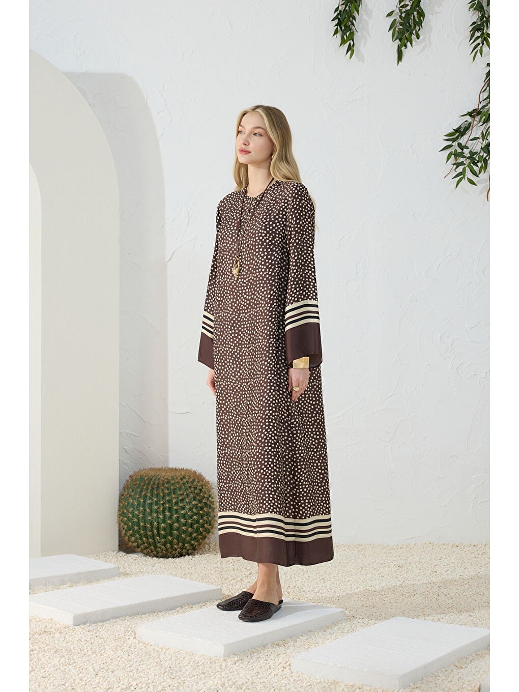 Kahverengi Desenli Bisiklet Yaka Elbise-4