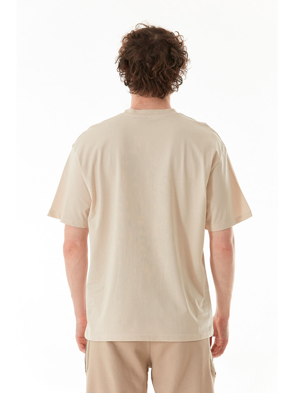 Bej We Are Fearless Yazı Baskılı Bisiklet Yaka %100 Pamuk Tişört-3