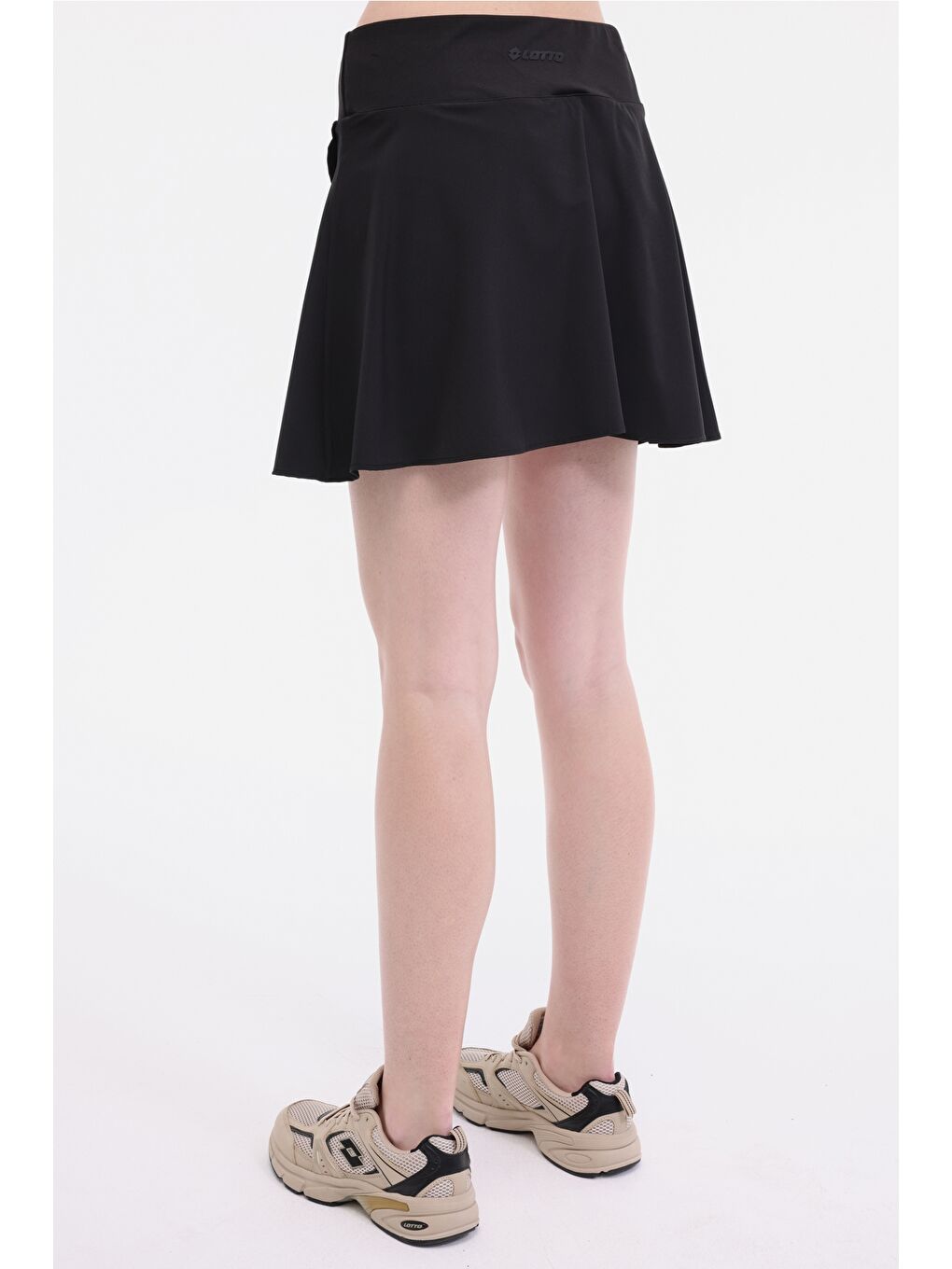 W-ASTERA SHORT 5FX Siyah Kadın Şort-1