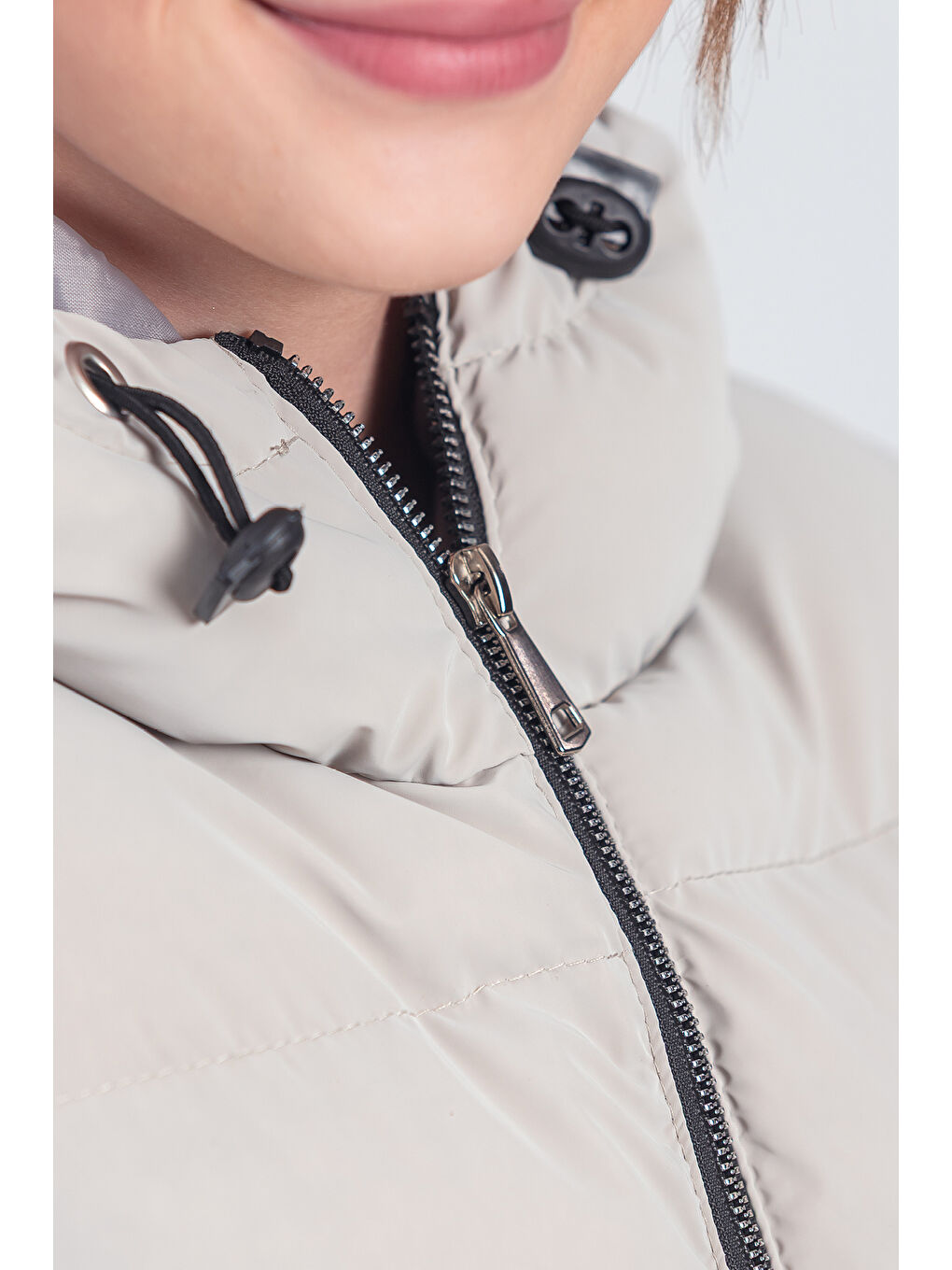 Bej Kız Çocuk Kapüşonlu Nova Kumaş Kışlık Mont KM1010-4