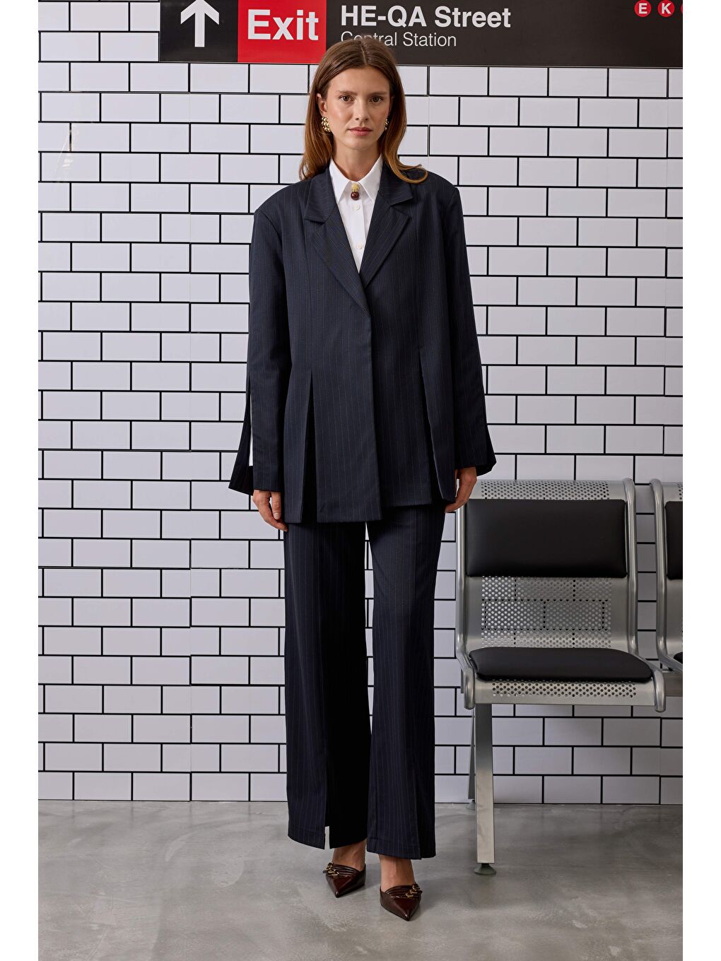 Yırtmaç Detaylı Ceket Lacivert-4