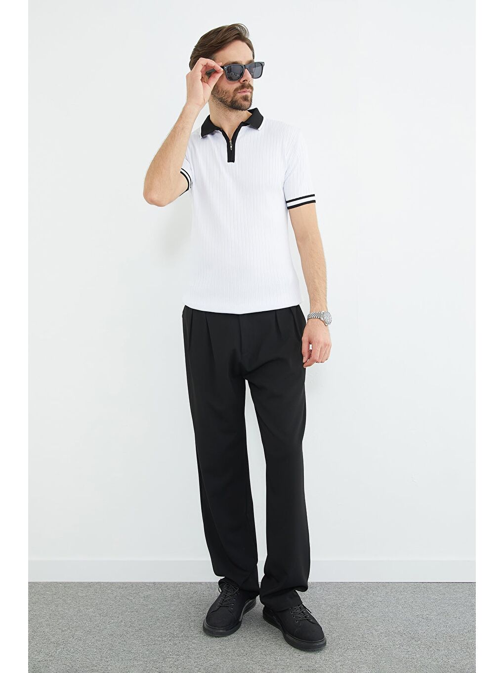 Beyaz Yarım Fermuarlı Fitilli Triko Tişört-2