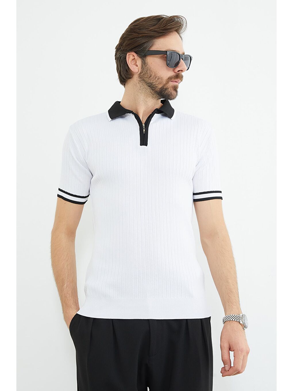 Beyaz Yarım Fermuarlı Fitilli Triko Tişört-4