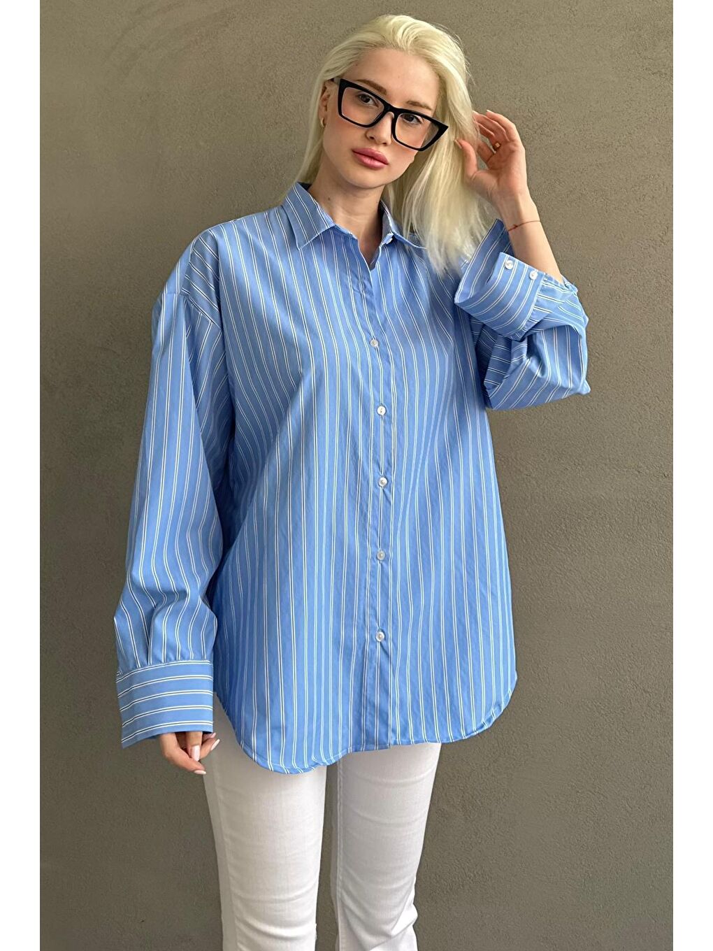 Mavi Çizgili Regular Kesim Kadın Gömlek Mg2610-2