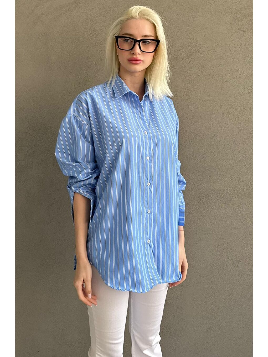 Mavi Çizgili Regular Kesim Kadın Gömlek Mg2610-3