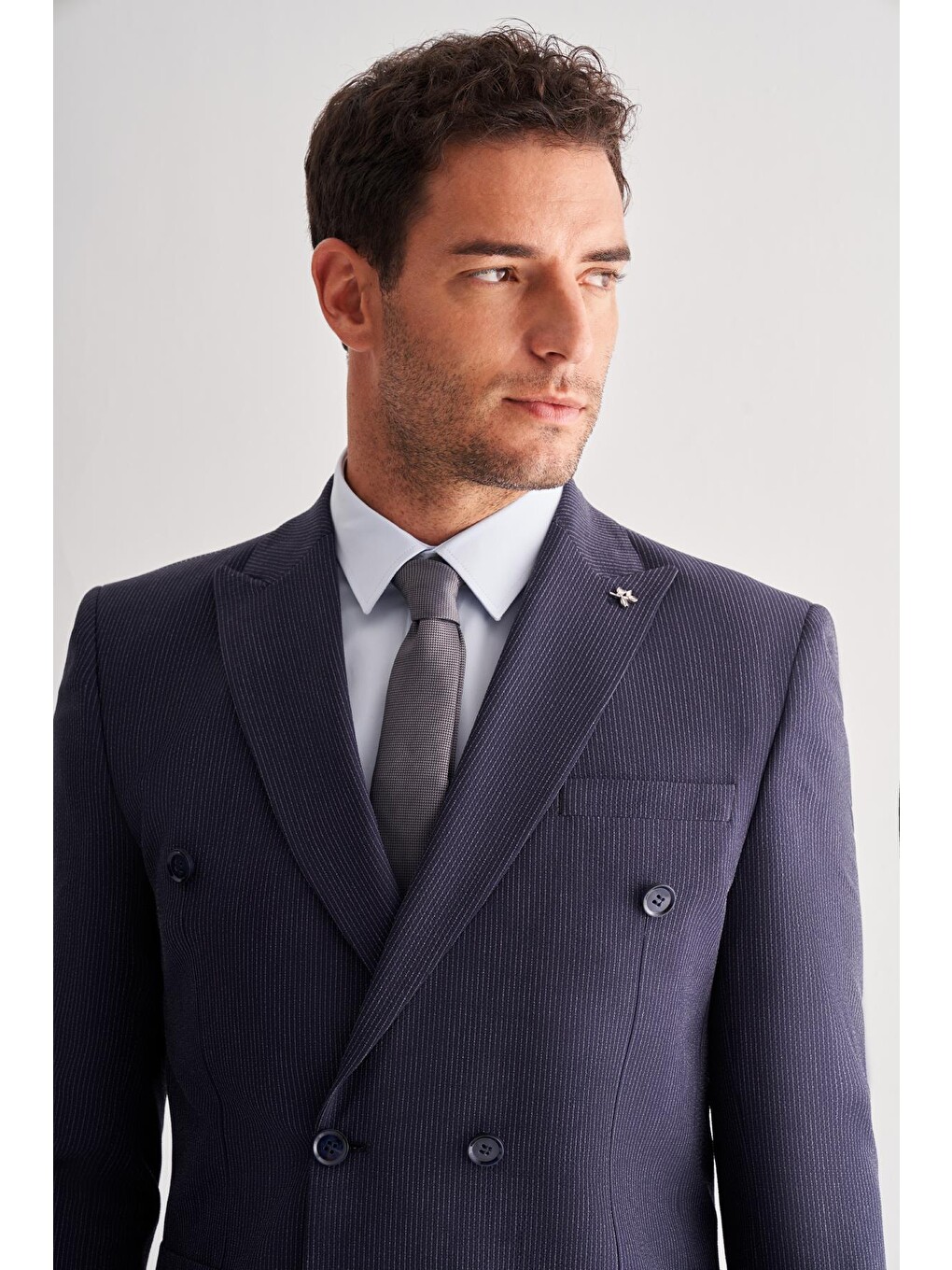 Koyu Lacivert Kılıç Yaka Tam Astar 6 Drop Slim Fit Esnek Kruvaze  Takım Elbise 1001255155-3