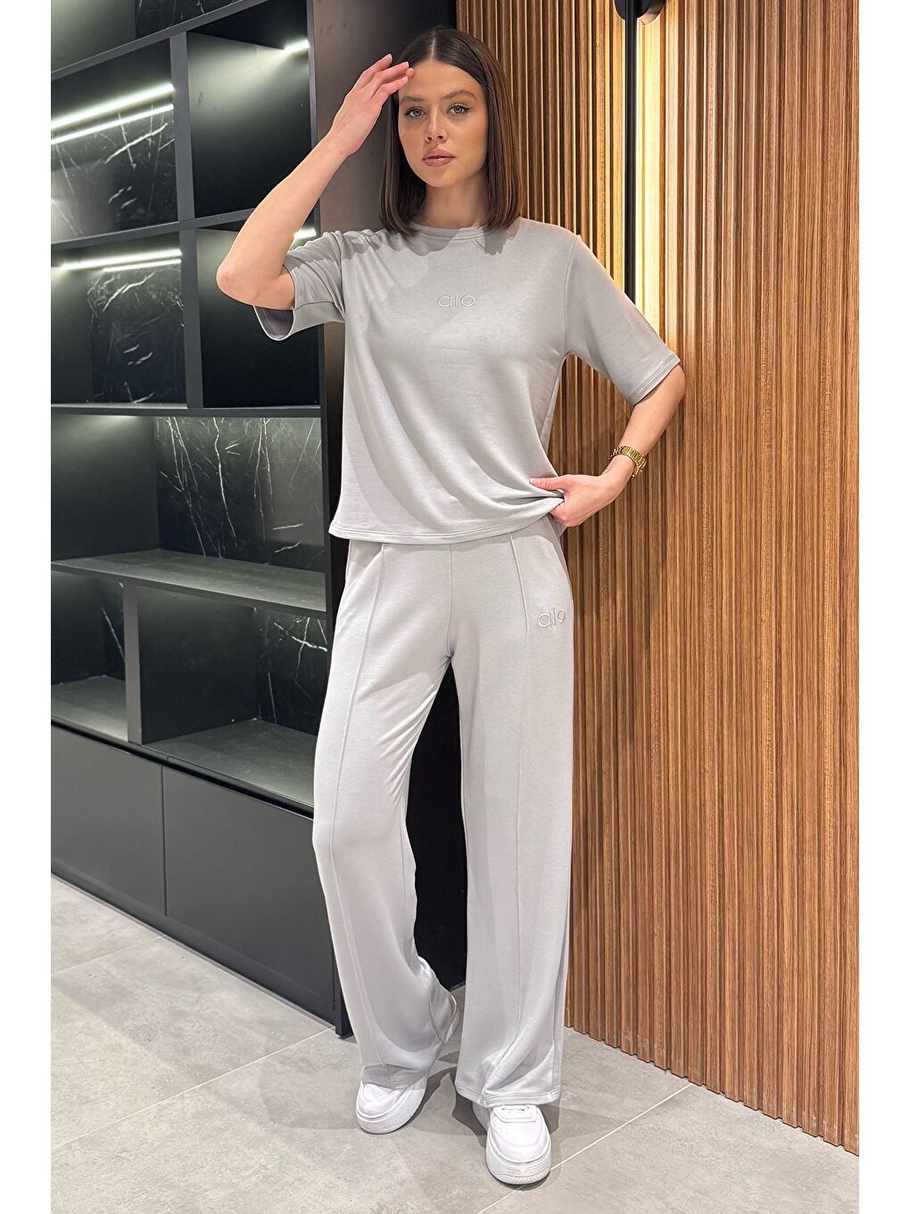 Gri Kadın Nakışlı Çimalı Tişört Pantolon İkili Takım-1