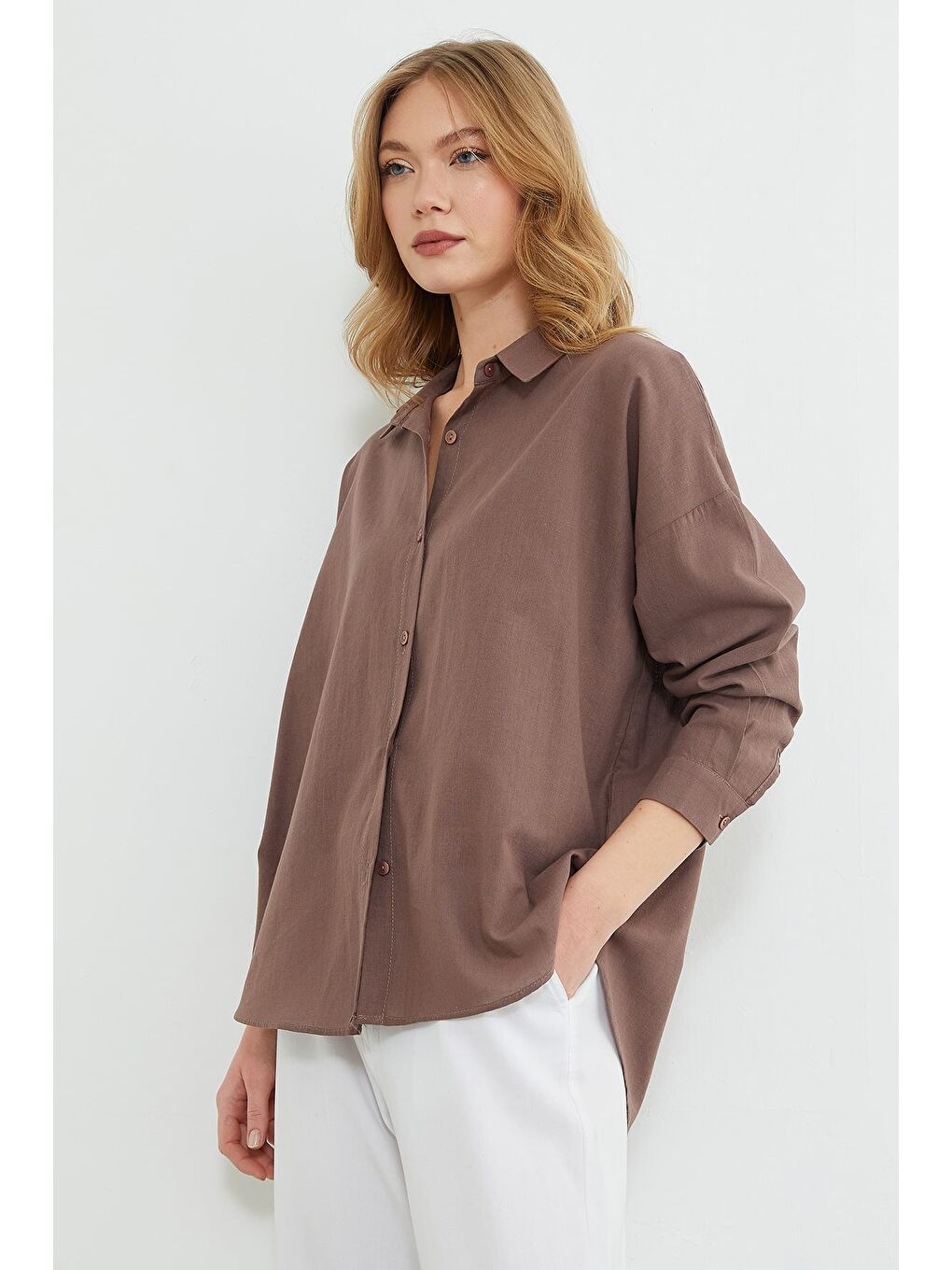 Kahverengi Basic Keten Görünümlü Oversize Gömlek-4