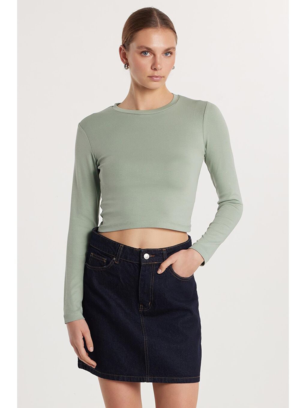 Kadın Slim Fit Pamuklu Uzun Kol Düz Yeşil Bisiklet Yaka Bluz-1