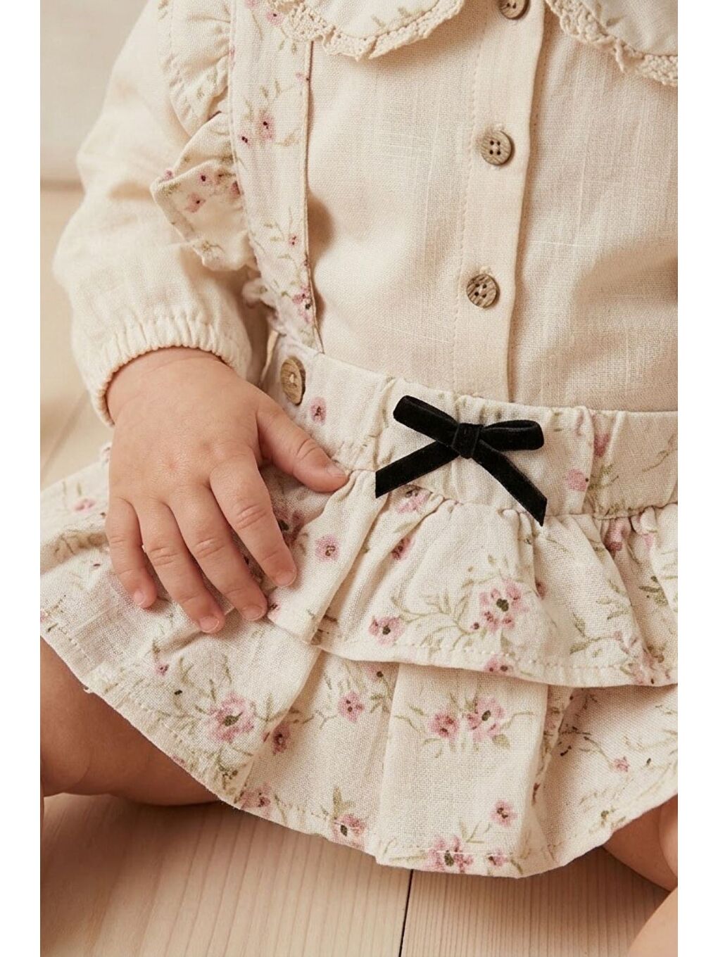 Ekru Çiçek Desenli & Fırfırlı İkili Bebek Takım-3