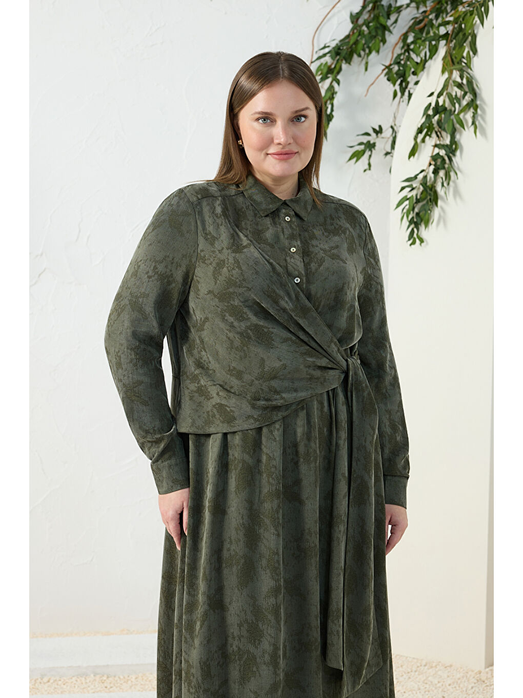 Haki Jakarlı Bağlama Detaylı Elbise-3