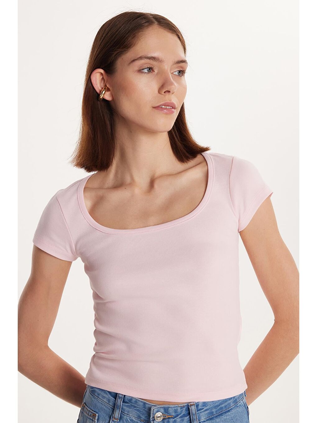 Kadın Slim Fit Dar Kesim Pamuklu Kısa Kollu U Yaka Pembe Bluz-1