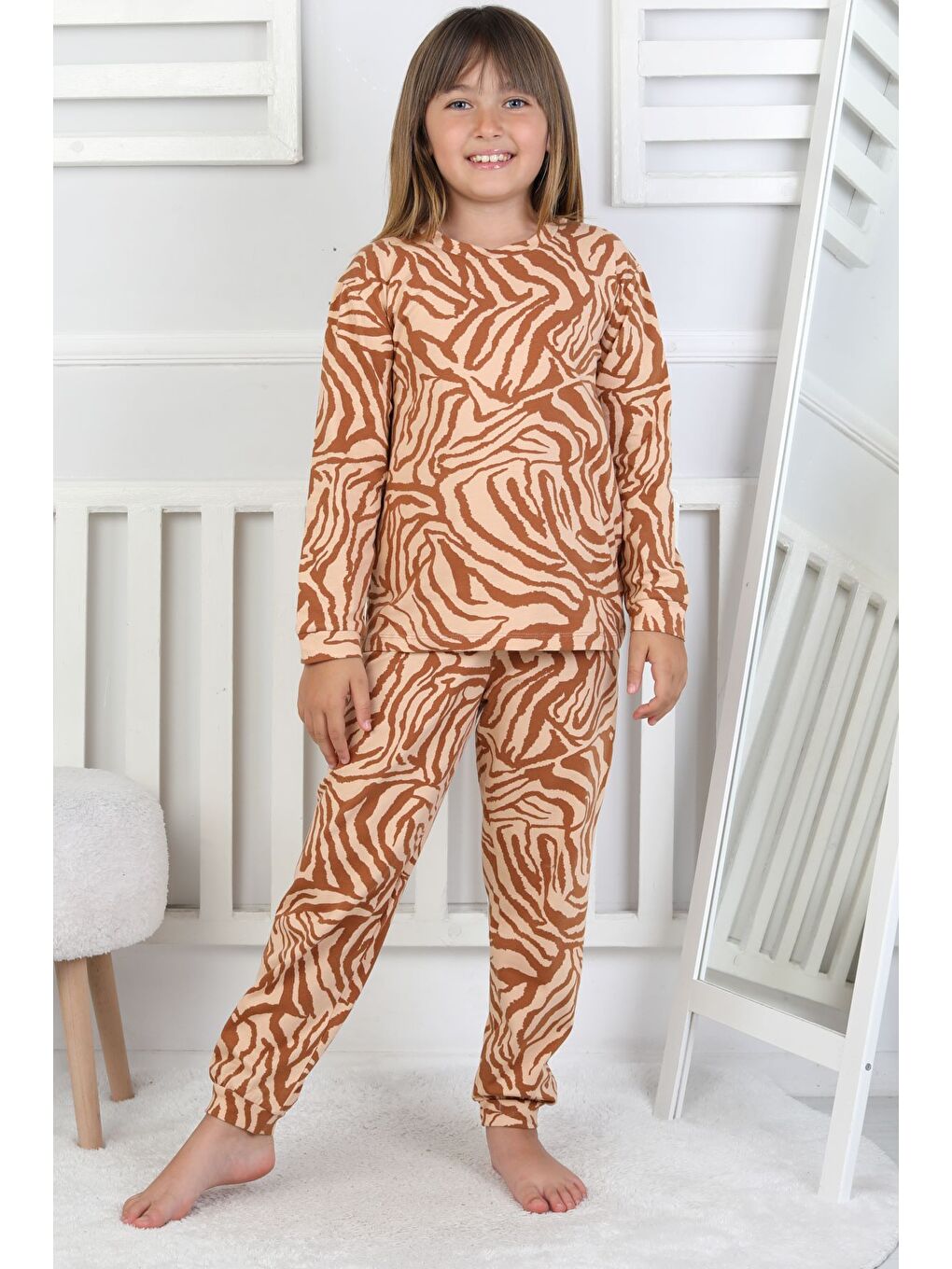 Kahverengi Kaplan Desenli Kız Çocuk Pijama Takımı-2