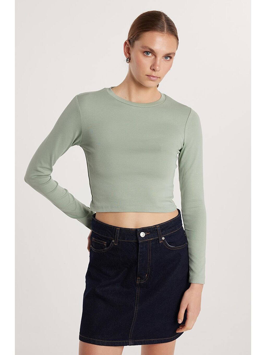 Kadın Slim Fit Pamuklu Uzun Kol Düz Yeşil Bisiklet Yaka Bluz-3