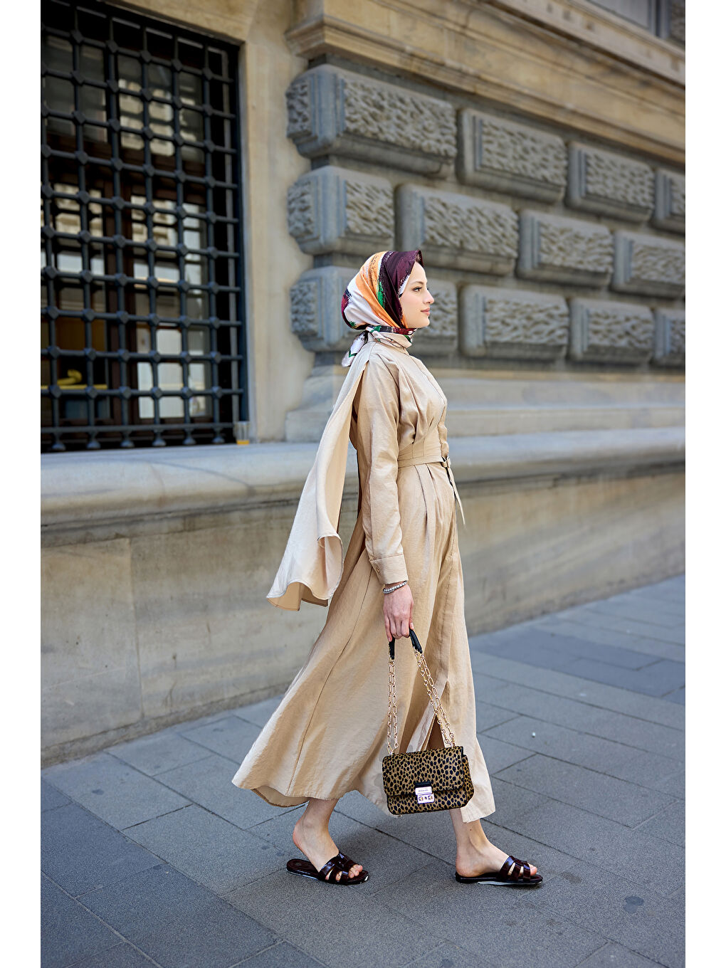 Ekru Kadın Pelerinli Elbise Krem-2