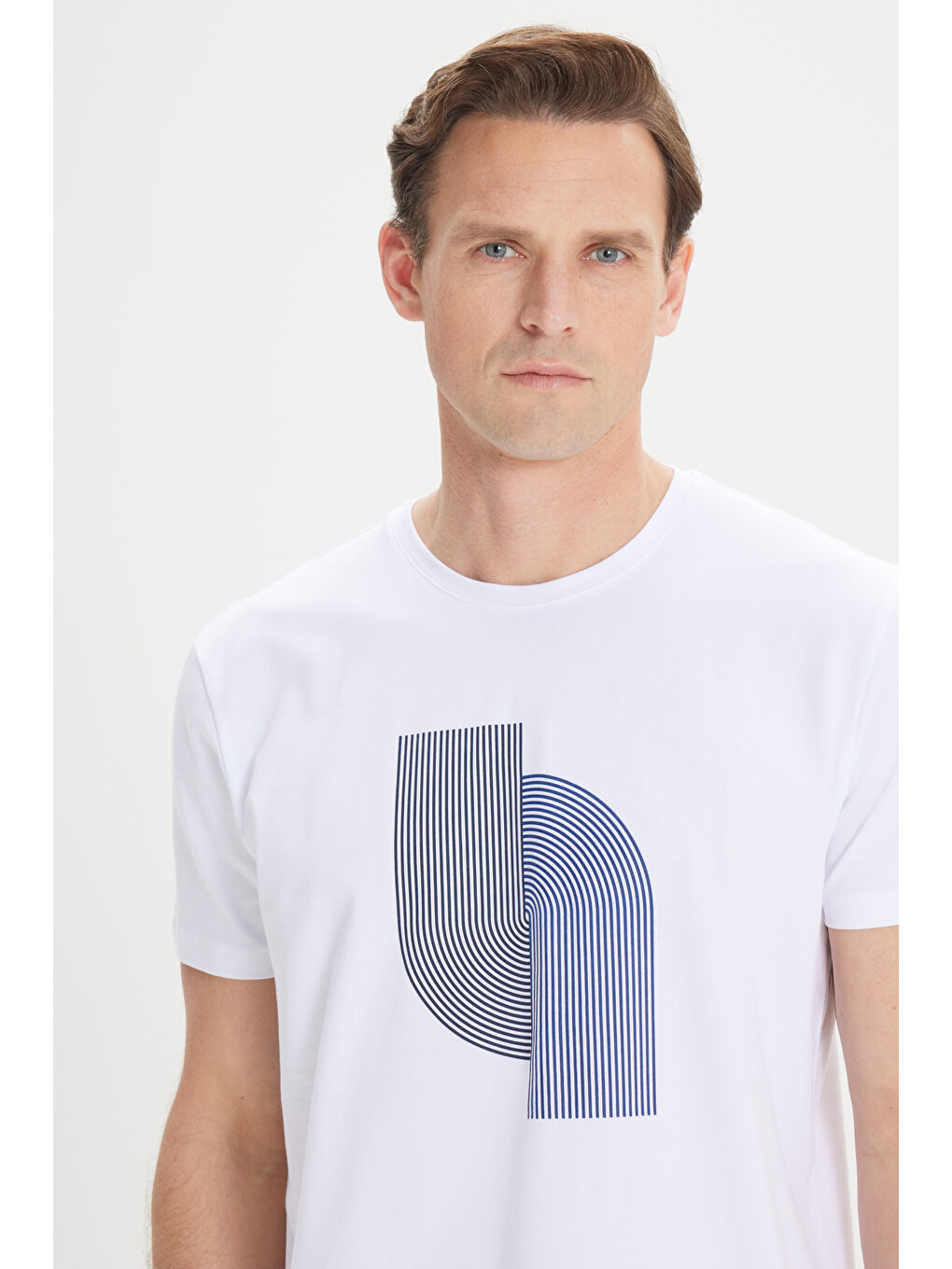 Erkek Beyaz Slim Fit Dar Kesim Pamuklu Esnek Baskılı Bisiklet Yaka Tişört-3