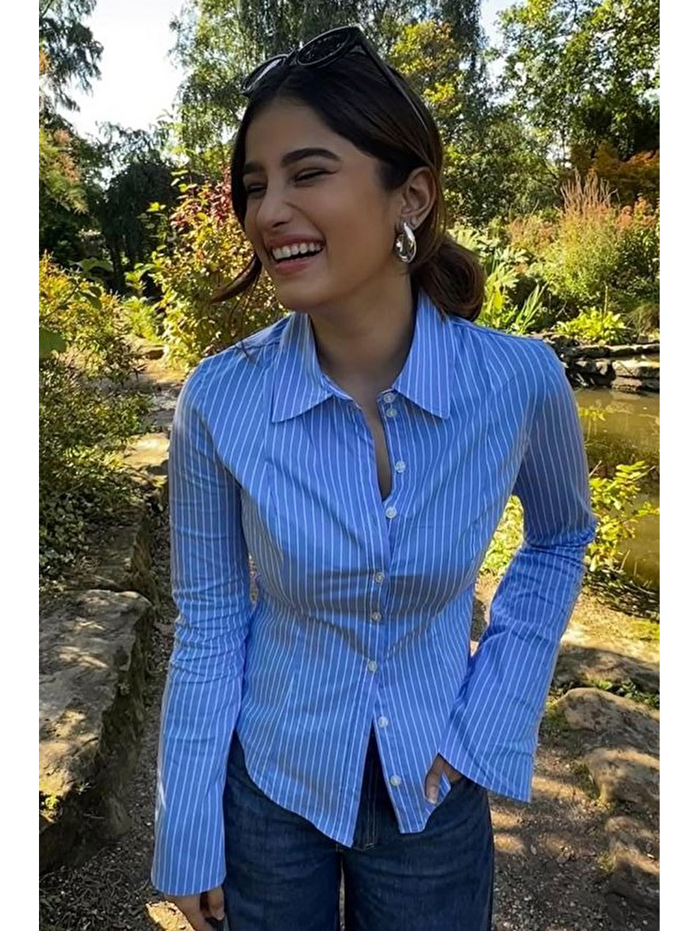 Mavi Vücuda Oturan Çizgili Slim Fit Kadın Gömlek Mg2659