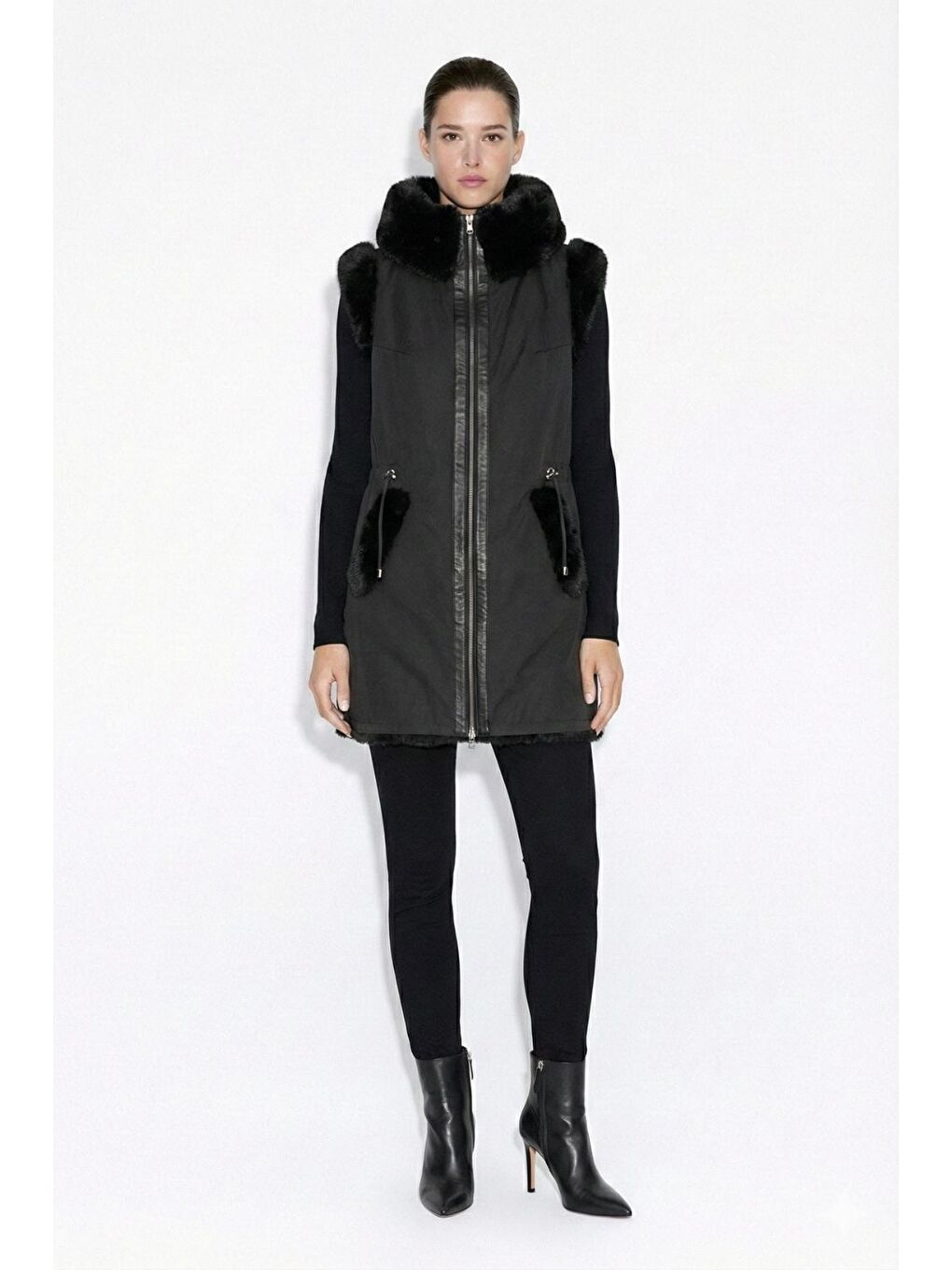 İçi Kürklü Bel Büzgülü Uzun Siyah Yelek