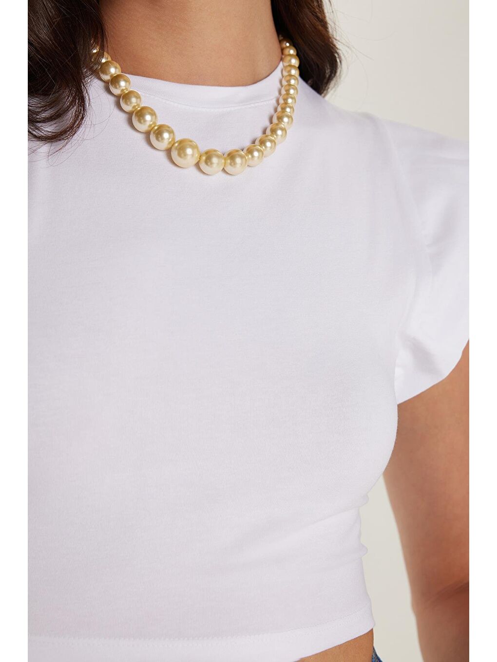 Kadın Slim Fit Dar Kesim Sıfır Kollu Bisiklet Yaka Beyaz Bluz-2