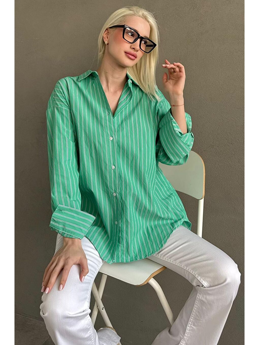 Mint Yeşili Çizgili Regular Kesim Kadın Gömlek Mg2610-2