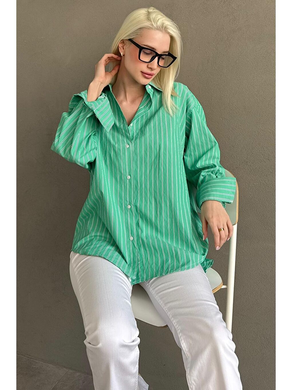 Mint Yeşili Çizgili Regular Kesim Kadın Gömlek Mg2610-6